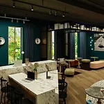 Ibis Styles Hotell 3*