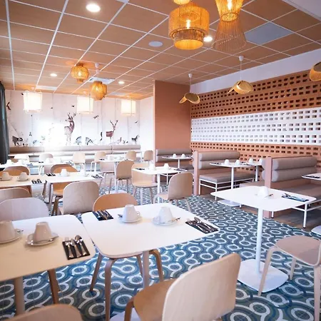 Ibis Styles Hotel 3*